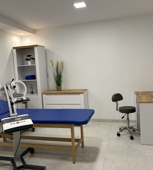 591F78C0-7F4C-43B0-B275-7087BE5FA305